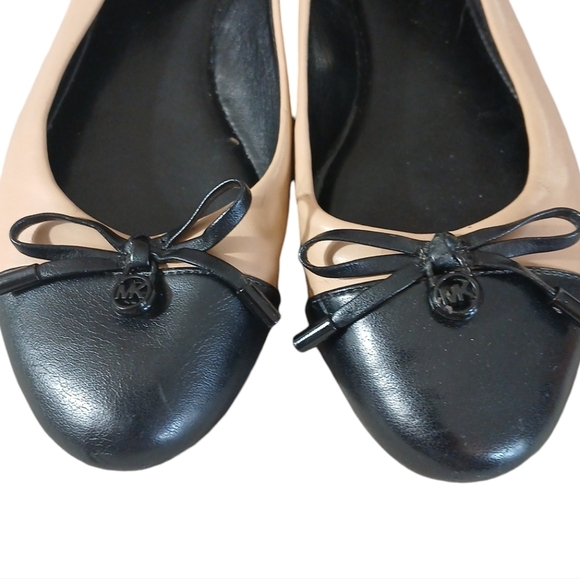 Michael Kors Melody Leather Bow Detail Ballet Flats - Picture 3 of 10